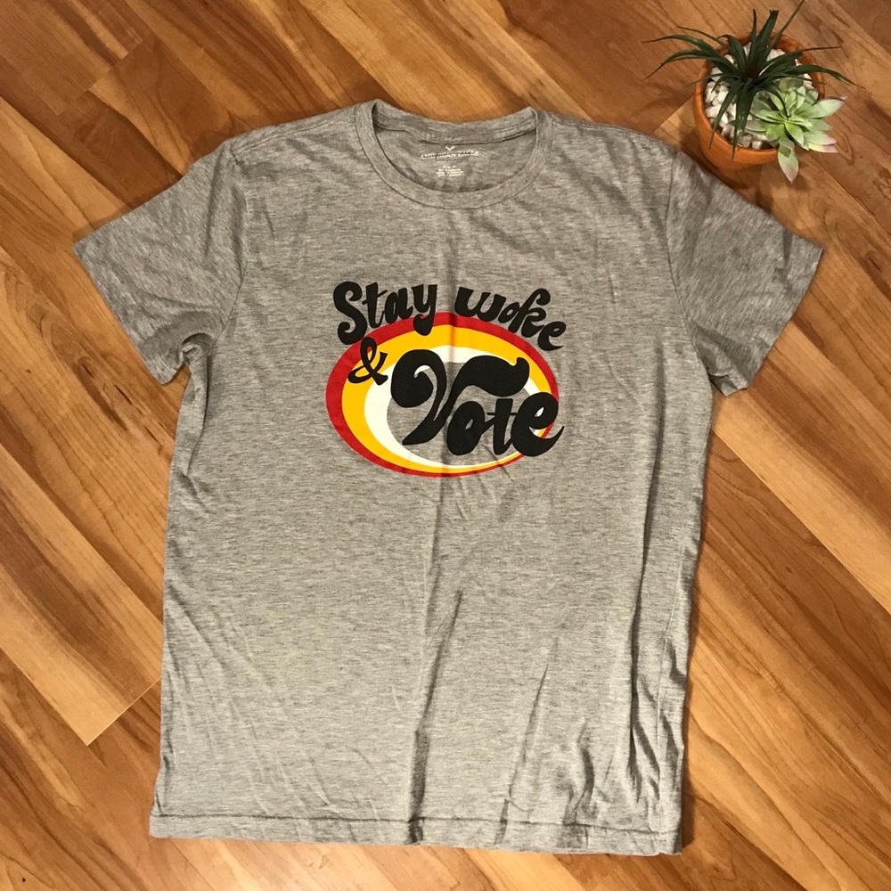 American Eagle Graphic Tee | Gray